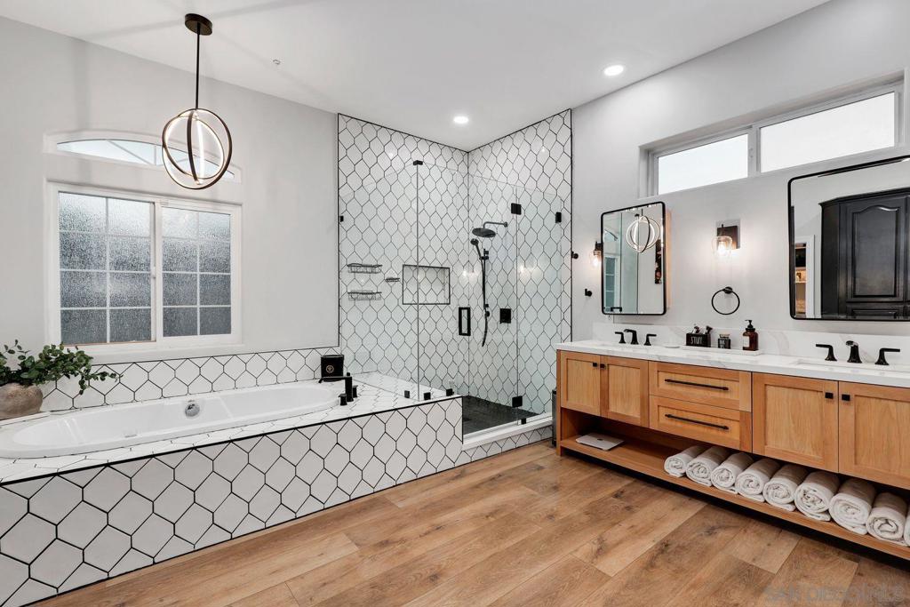 Ramona - Residential