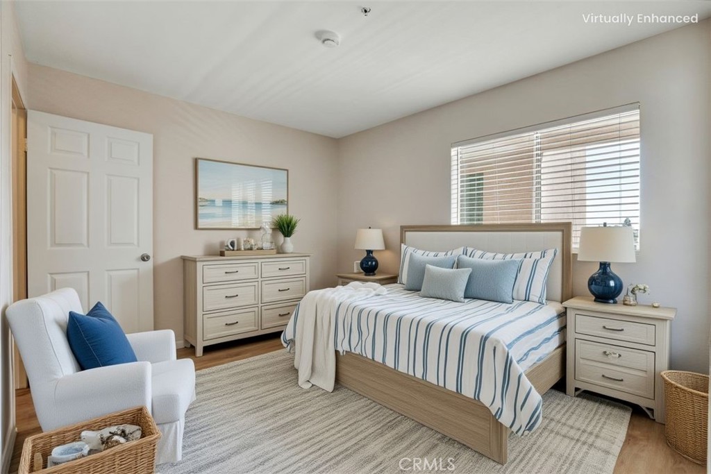 450 E 4th Street 437