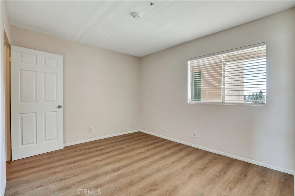 450 E 4th Street 437