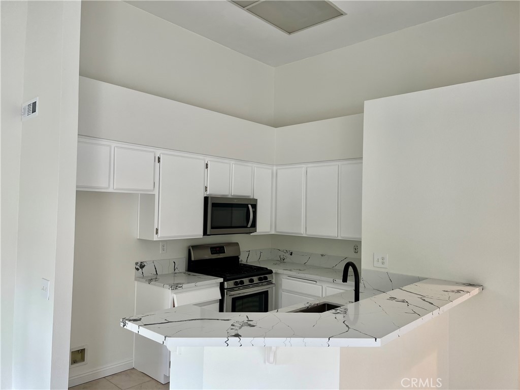 Briosa - Lomas Laguna (BRI) - Residential Lease
