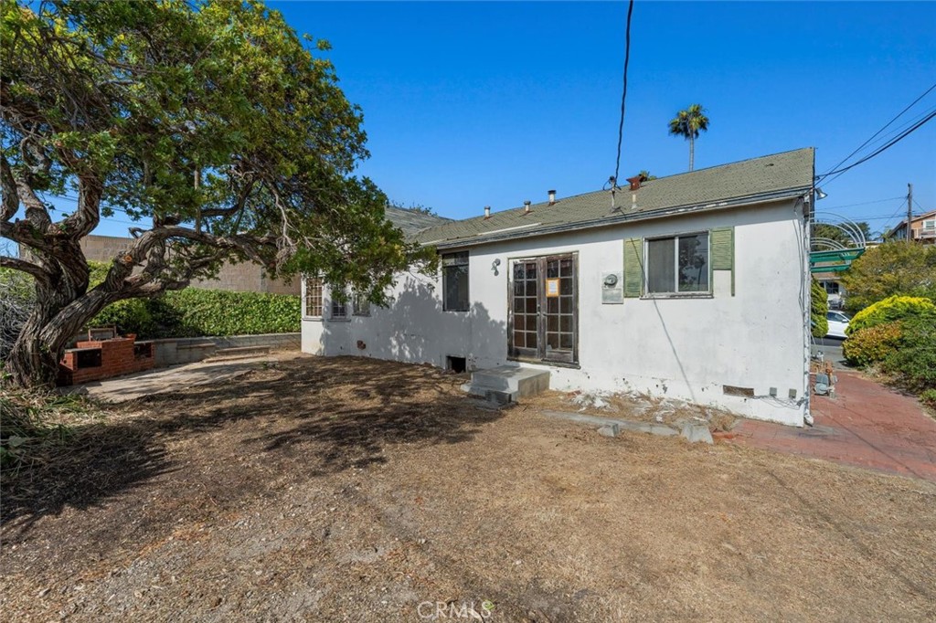 22623 Linda Drive