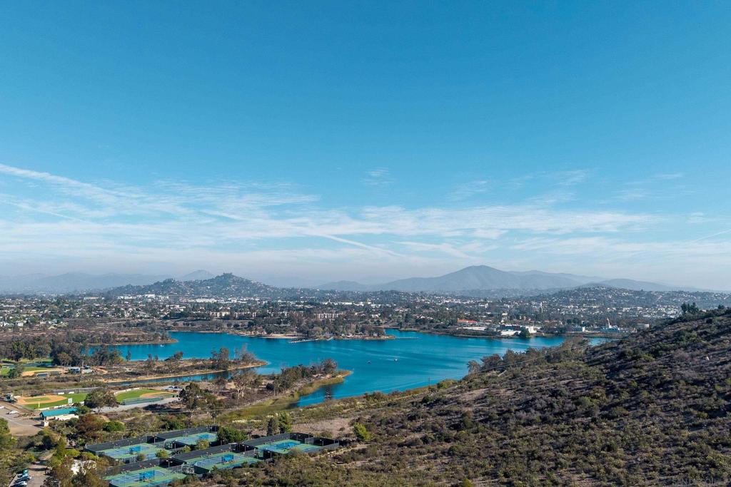 Del Cerro - Residential