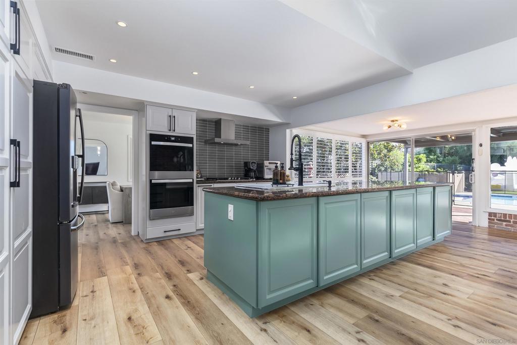 Del Cerro - Residential