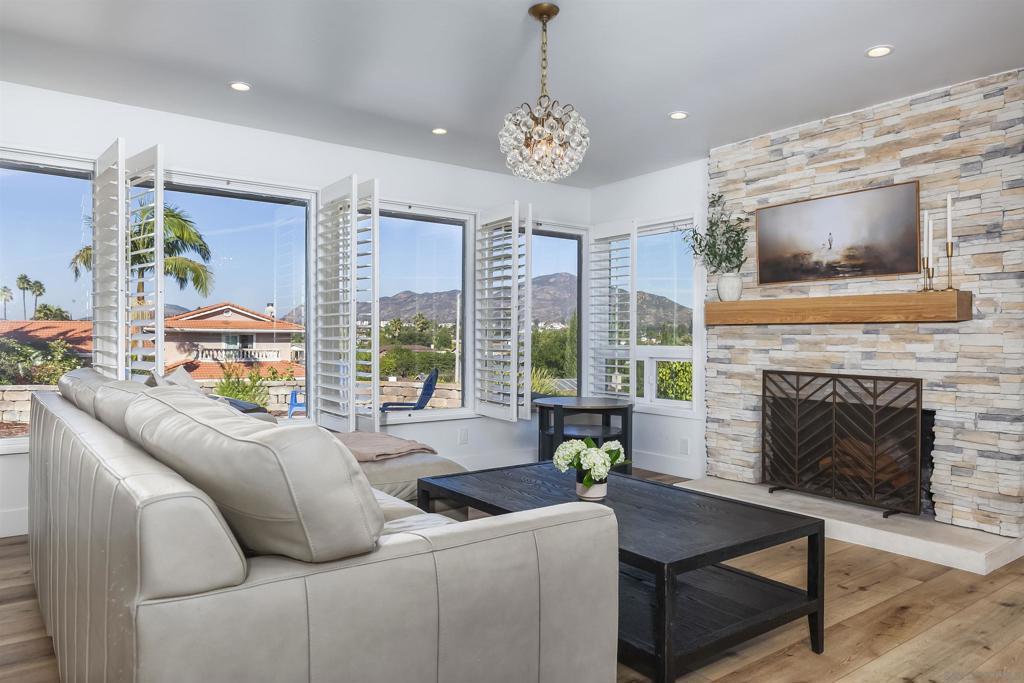 Del Cerro - Residential