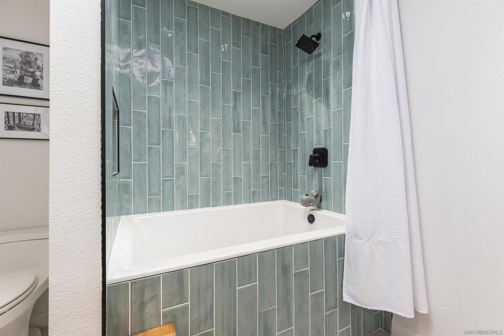 Del Cerro - Residential