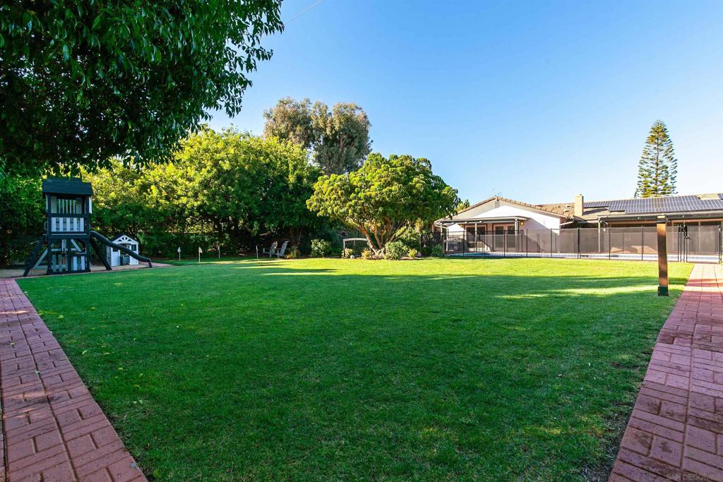 Del Cerro - Residential