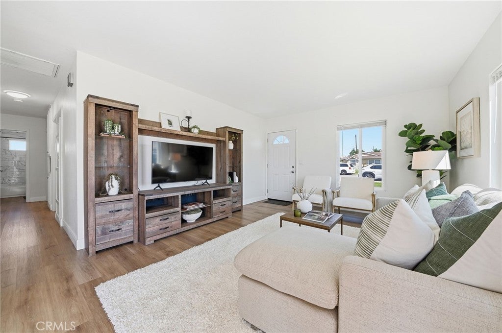 1001 N Hanover