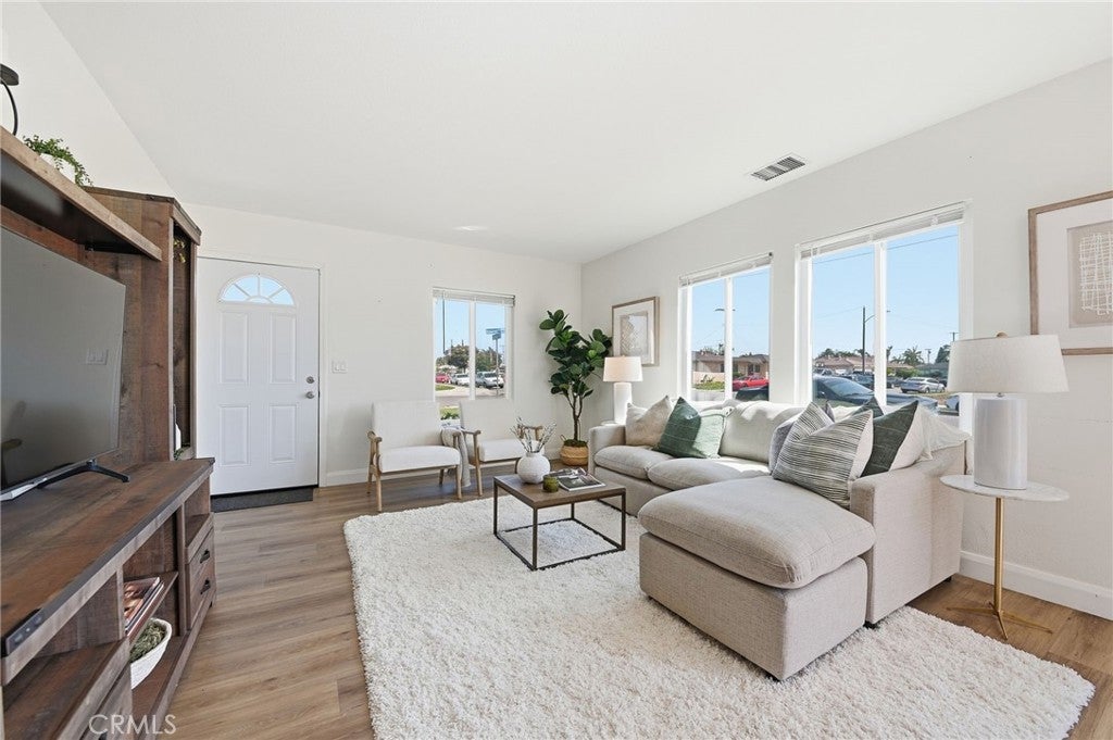 1001 N Hanover