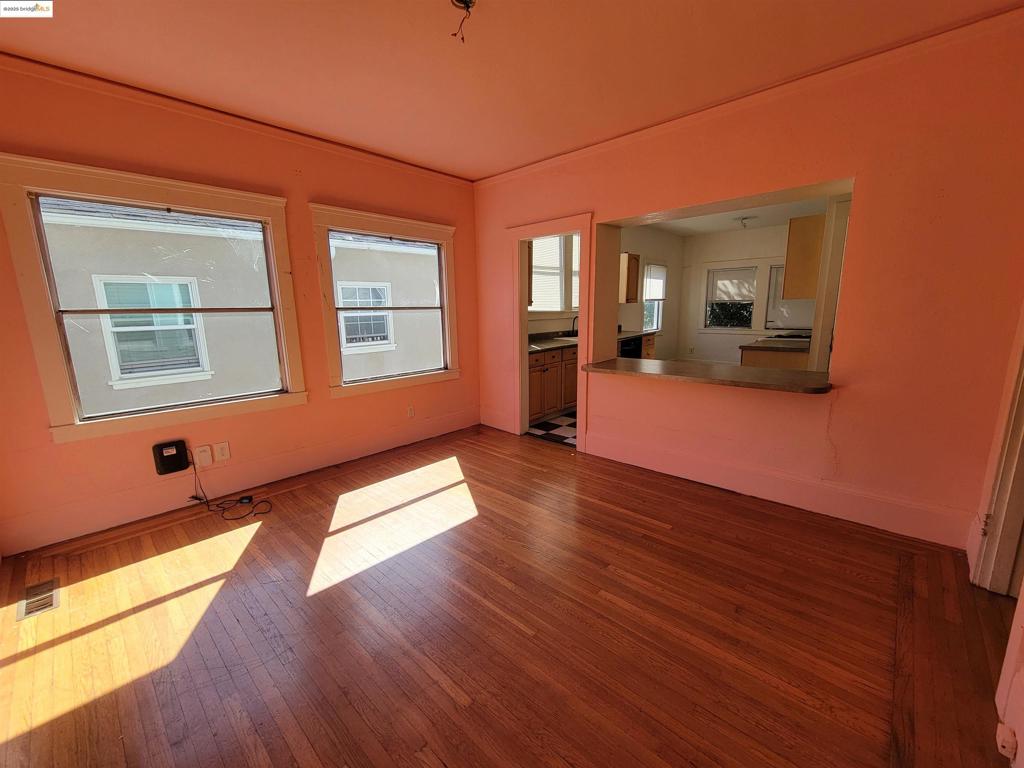 HIGHLAND TERRACE - Residential