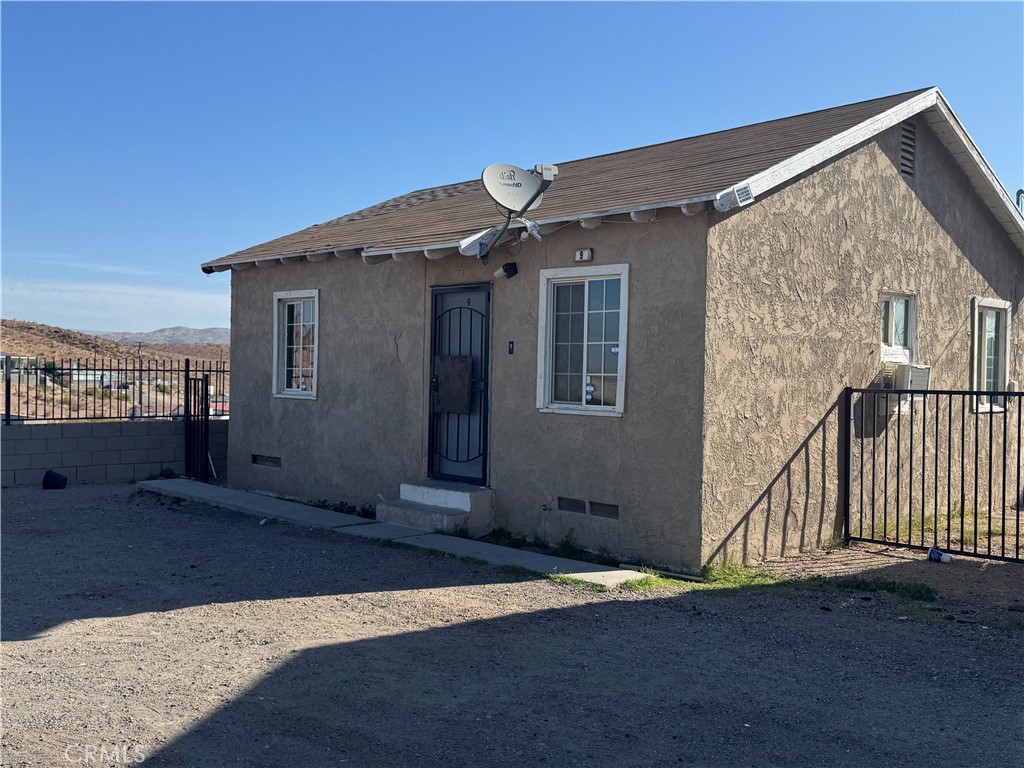 401 W Fredricks Street
