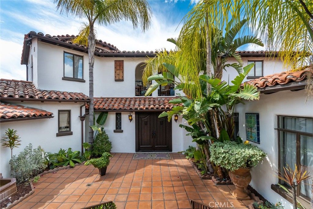 Photo of 330 Kempton Road, Glendale, CA 91202 (MLS # BB26031752)