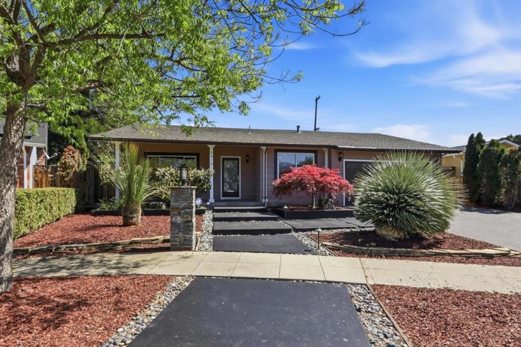 Photo of 6414 Hidden Creek Drive, San Jose, CA 95120 (MLS # ML82041590)
