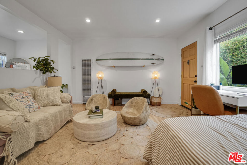 705 Flower Avenue
