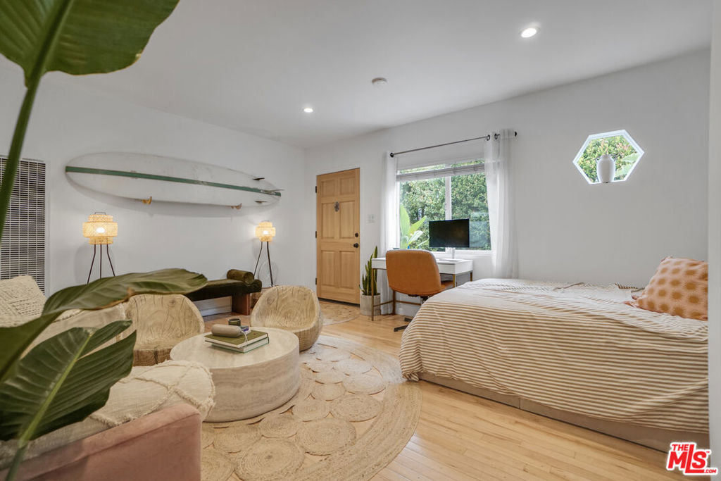 705 Flower Avenue