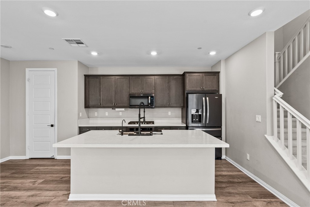 Clover (CLOV5P) - Residential Lease