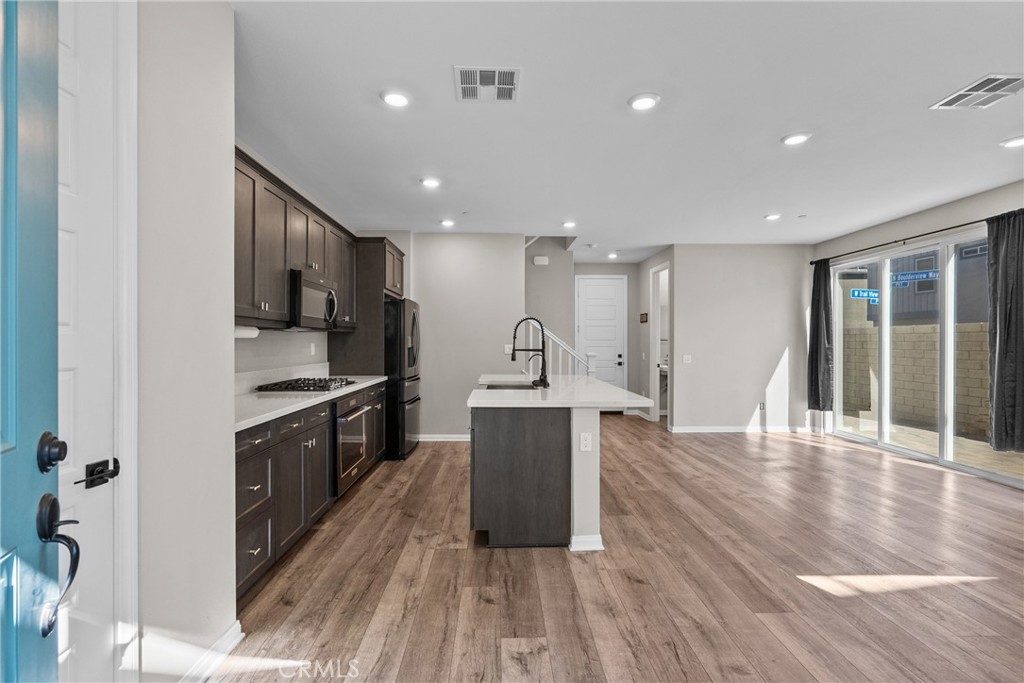 Clover (CLOV5P) - Residential Lease