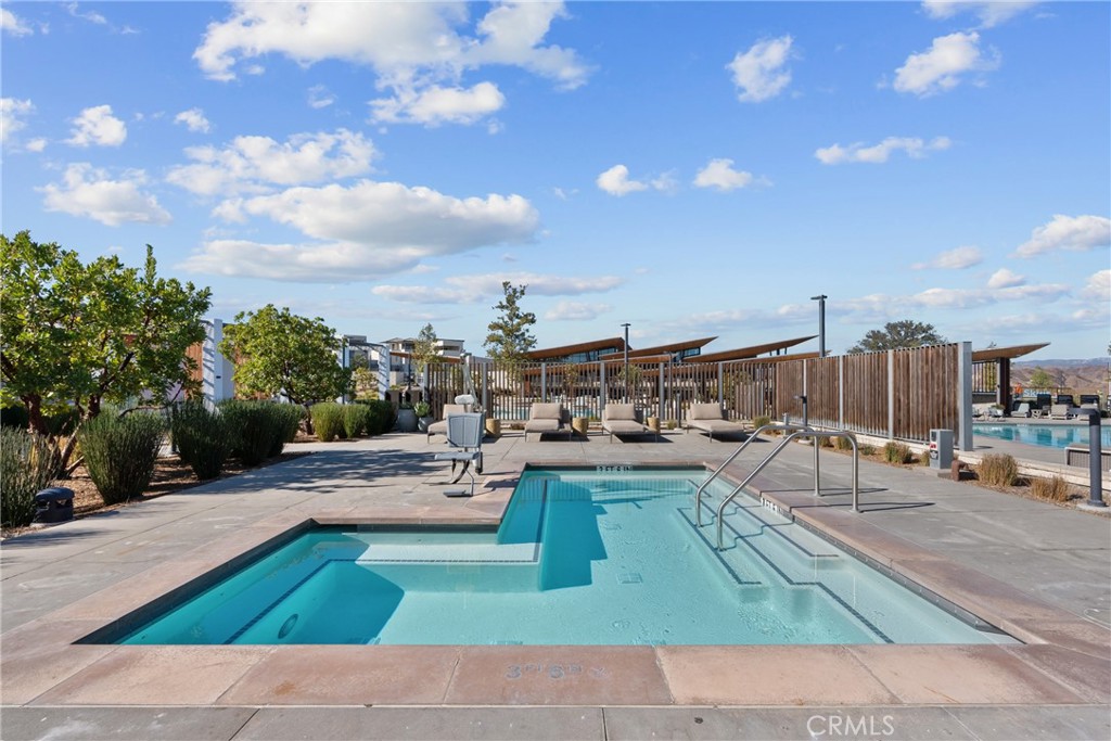 Clover (CLOV5P) - Residential Lease