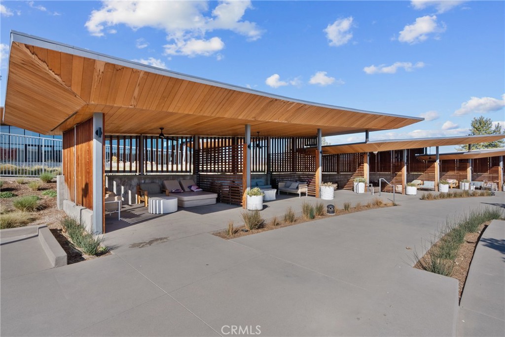 Clover (CLOV5P) - Residential Lease
