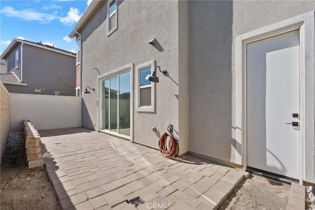 Clover (CLOV5P) - Residential Lease