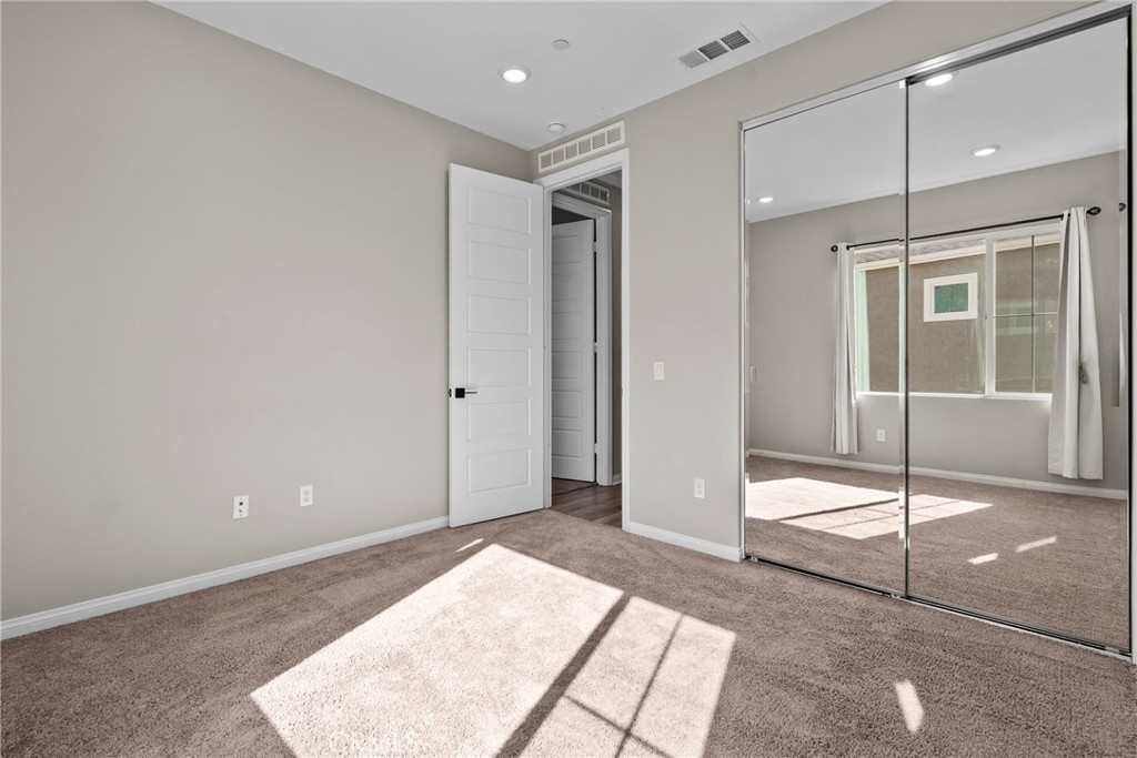 Clover (CLOV5P) - Residential Lease
