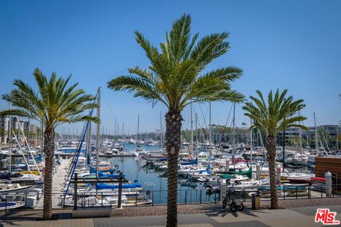 Tiny photo for 4600 Via Dolce #304, Marina Del Rey, CA 90292 (MLS # 26660113)