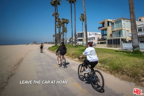 Tiny photo for 4600 Via Dolce #304, Marina Del Rey, CA 90292 (MLS # 26660113)