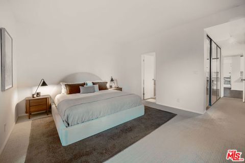 Tiny photo for 4600 Via Dolce #304, Marina Del Rey, CA 90292 (MLS # 26660113)