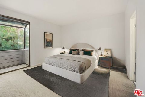 Tiny photo for 4600 Via Dolce #304, Marina Del Rey, CA 90292 (MLS # 26660113)