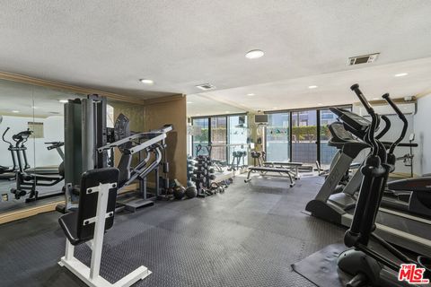 Tiny photo for 4600 Via Dolce #304, Marina Del Rey, CA 90292 (MLS # 26660113)