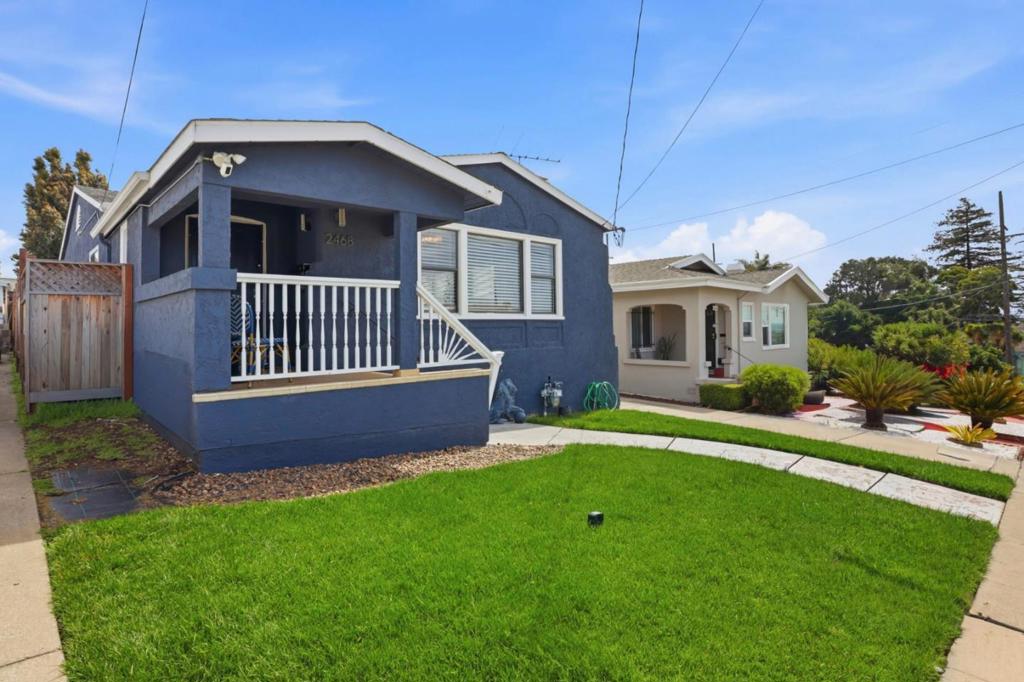 2468 Maxwell Ave, Oakland CA 94601