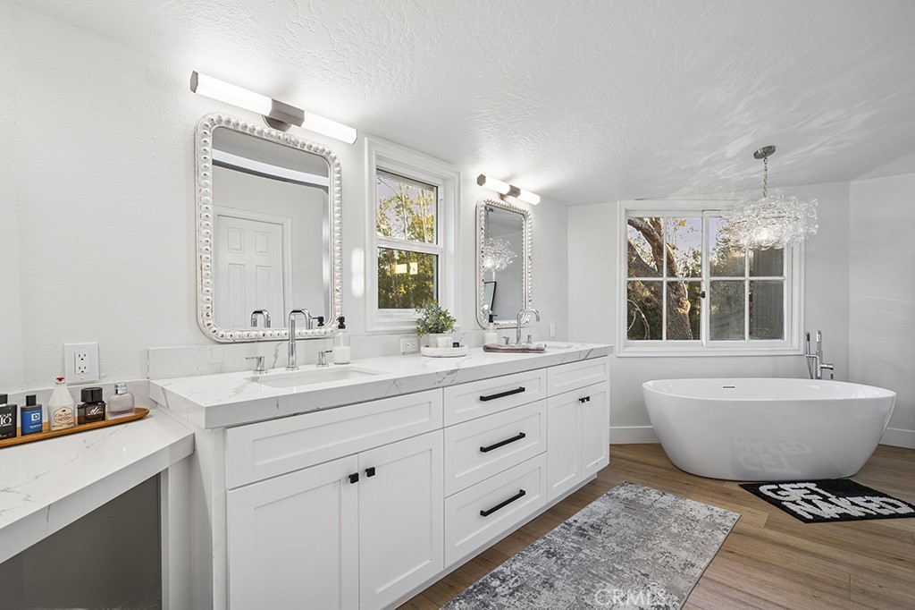 Village (TV) - Residential