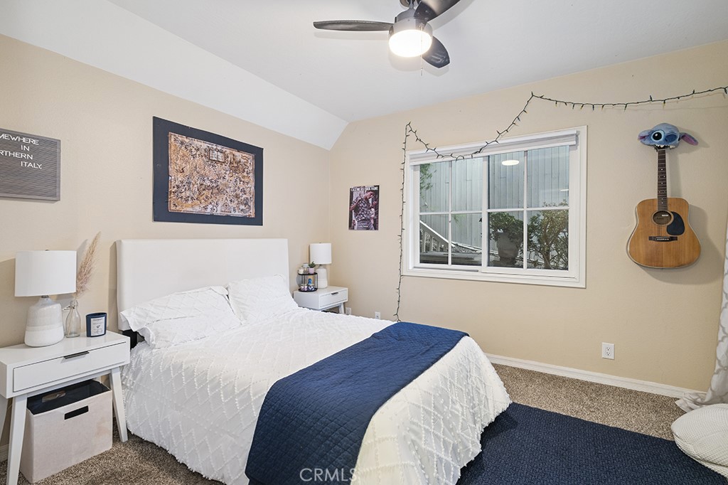 Village (TV) - Residential