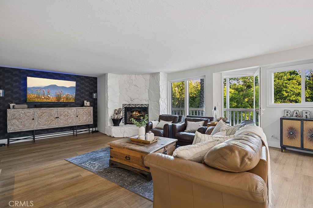 Village (TV) - Residential