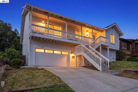 Photo of 27836 E 16Th St St, Hayward, CA 94544 (MLS # 41134683)