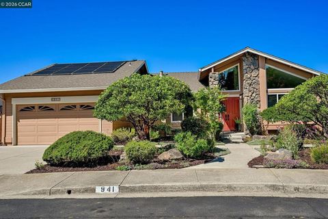 Photo of 941 Tyler Ct CT, Concord, CA 94518 (MLS # 41135640)