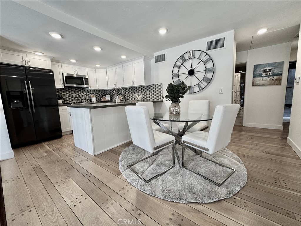 6126 Marina Pacifica N