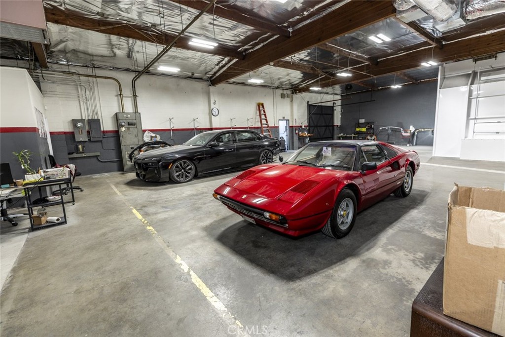 Properties 4 7400 San Fernando Road