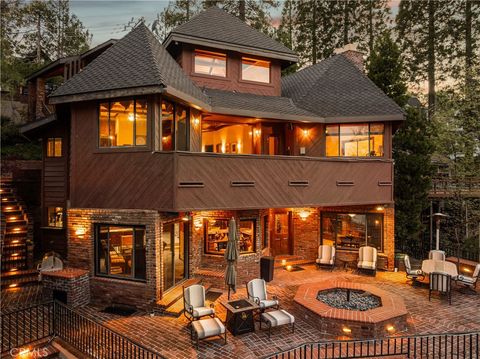 Photo of 27563 W West Shore Road Rd, Lake Arrowhead, CA 92352 (MLS # IG26091132)