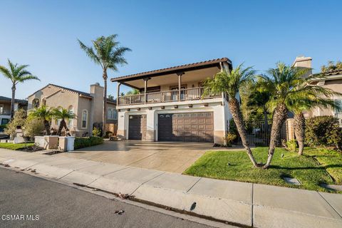 Photo of 645 Corte Estrella, Camarillo, CA 93010 (MLS # 226000108)