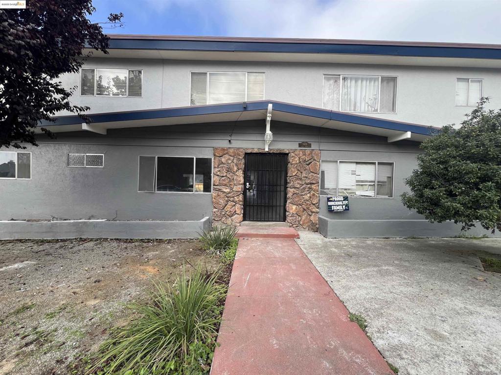 E OAKLAND - Residential Income