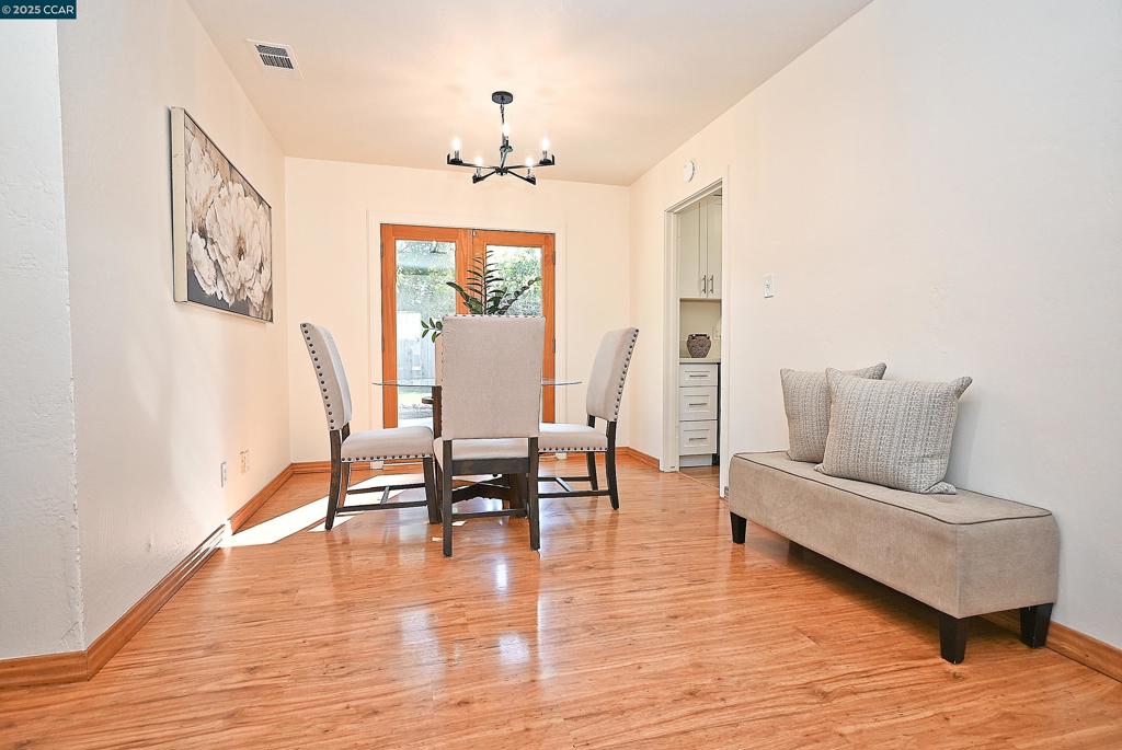 GREGORY GARDENS - Residential