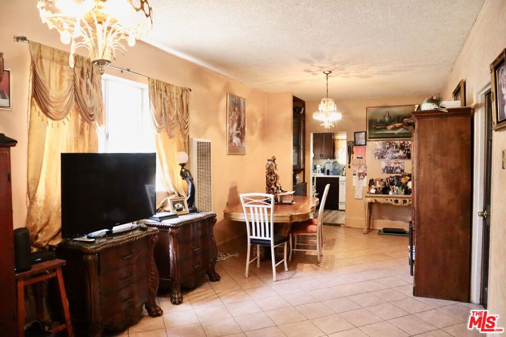 338 W Avenue 37