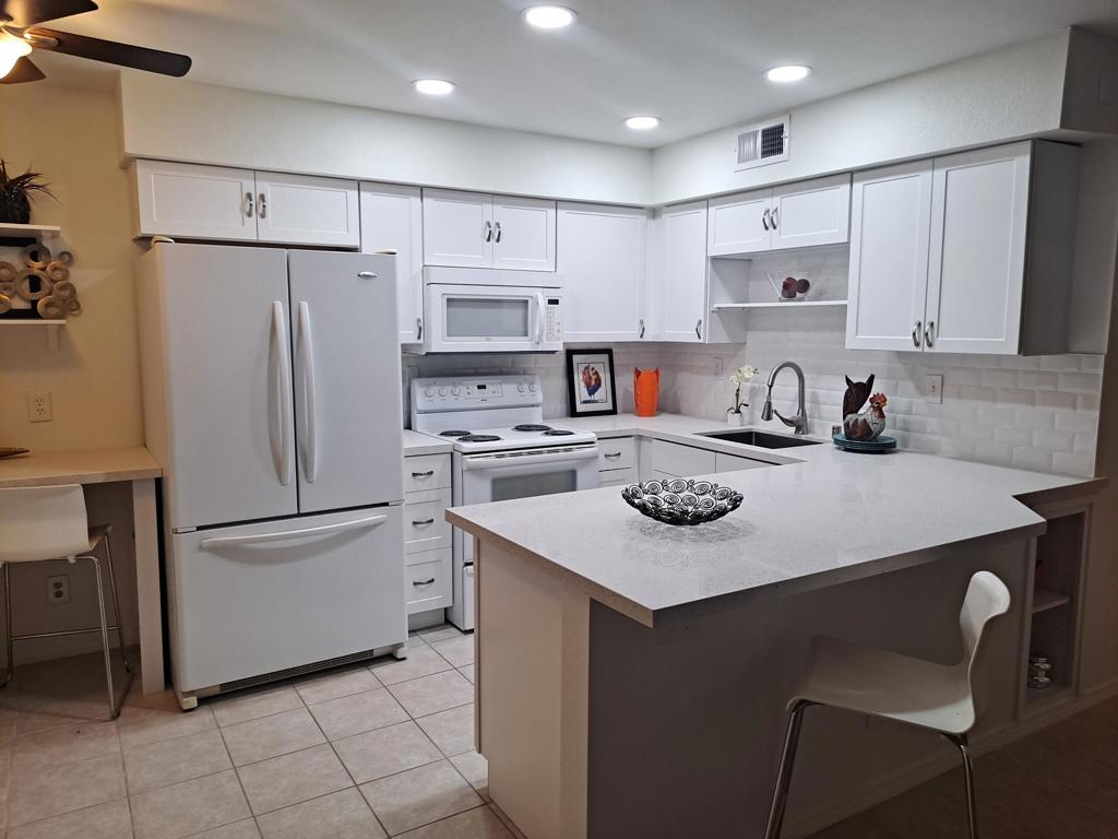 1640 Sunflower Court S