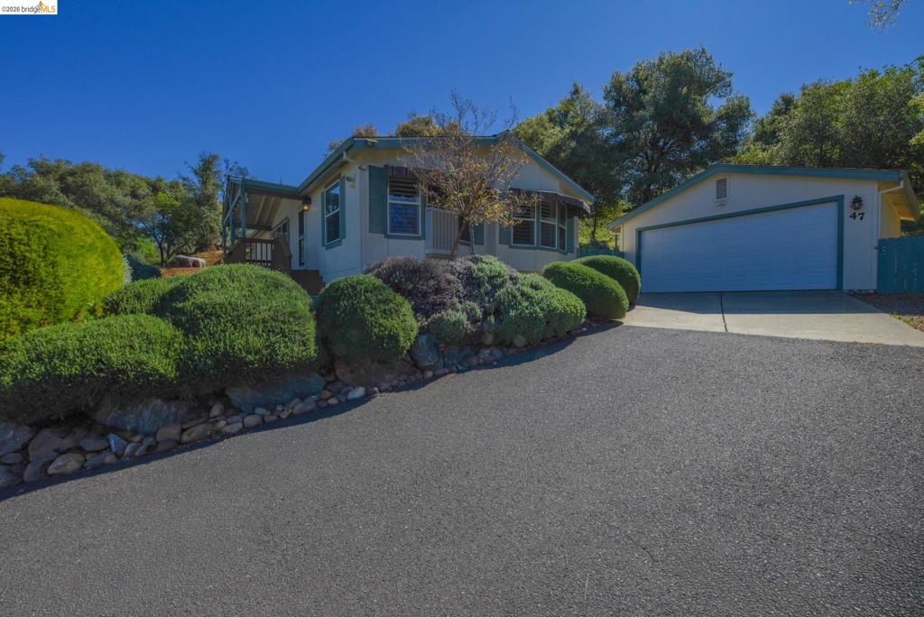 23732 Parrots Ferry Rd.