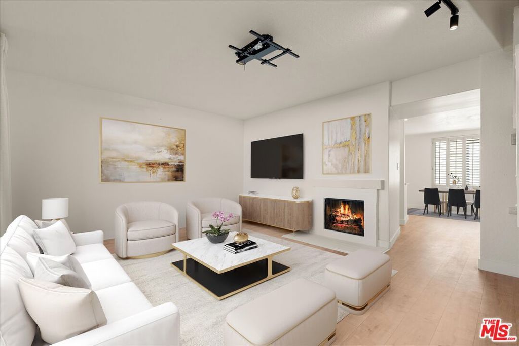 Photo of 621 California Avenue #2, Santa Monica, CA 90403 (MLS # 26656871)