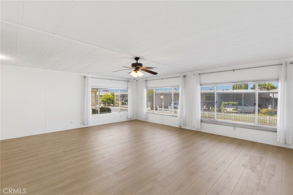 8811 Canoga Avenue 223