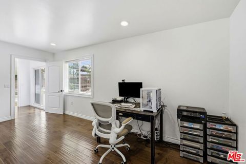 Tiny photo for 18342 Blackhawk Street, Porter Ranch, CA 91326 (MLS # 26661143)