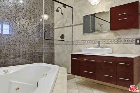 Tiny photo for 18342 Blackhawk Street, Porter Ranch, CA 91326 (MLS # 26661143)