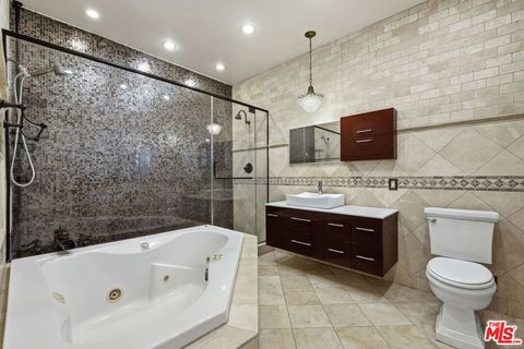 Tiny photo for 18342 Blackhawk Street, Porter Ranch, CA 91326 (MLS # 26661143)