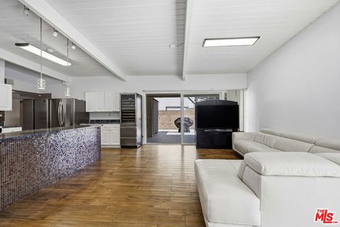 Tiny photo for 18342 Blackhawk Street, Porter Ranch, CA 91326 (MLS # 26661143)